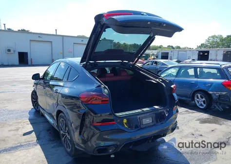 2022 BMW X6 xDrive40I z USA, uszkodzony, nr VIN 5UXCY6C05N9N29823